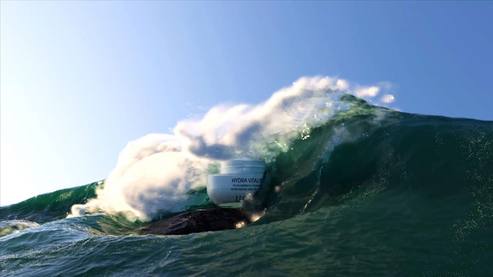 海洋元素化妝品品牌視頻包裝設(shè)計08